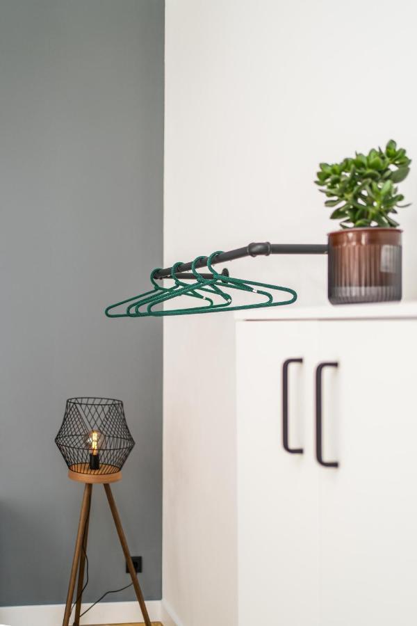 Myflat - Bright Apartment Near Central Station Вена Экстерьер фото