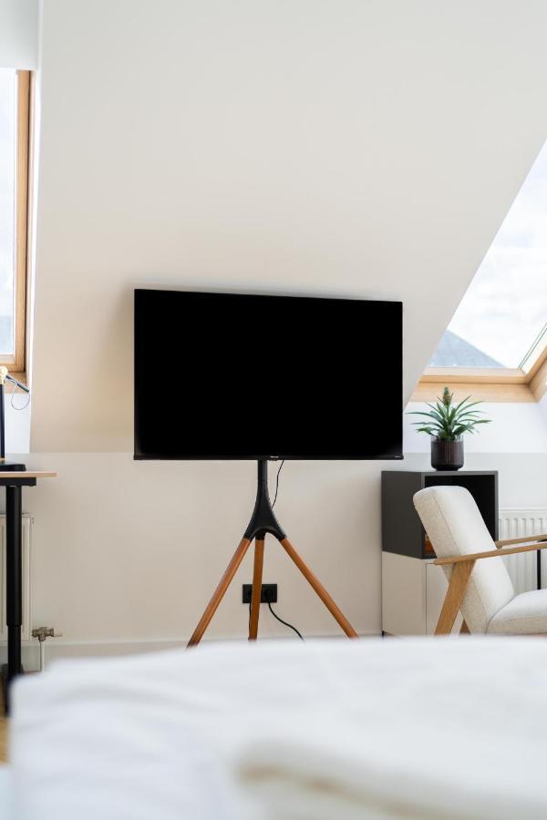 Myflat - Bright Apartment Near Central Station Вена Экстерьер фото