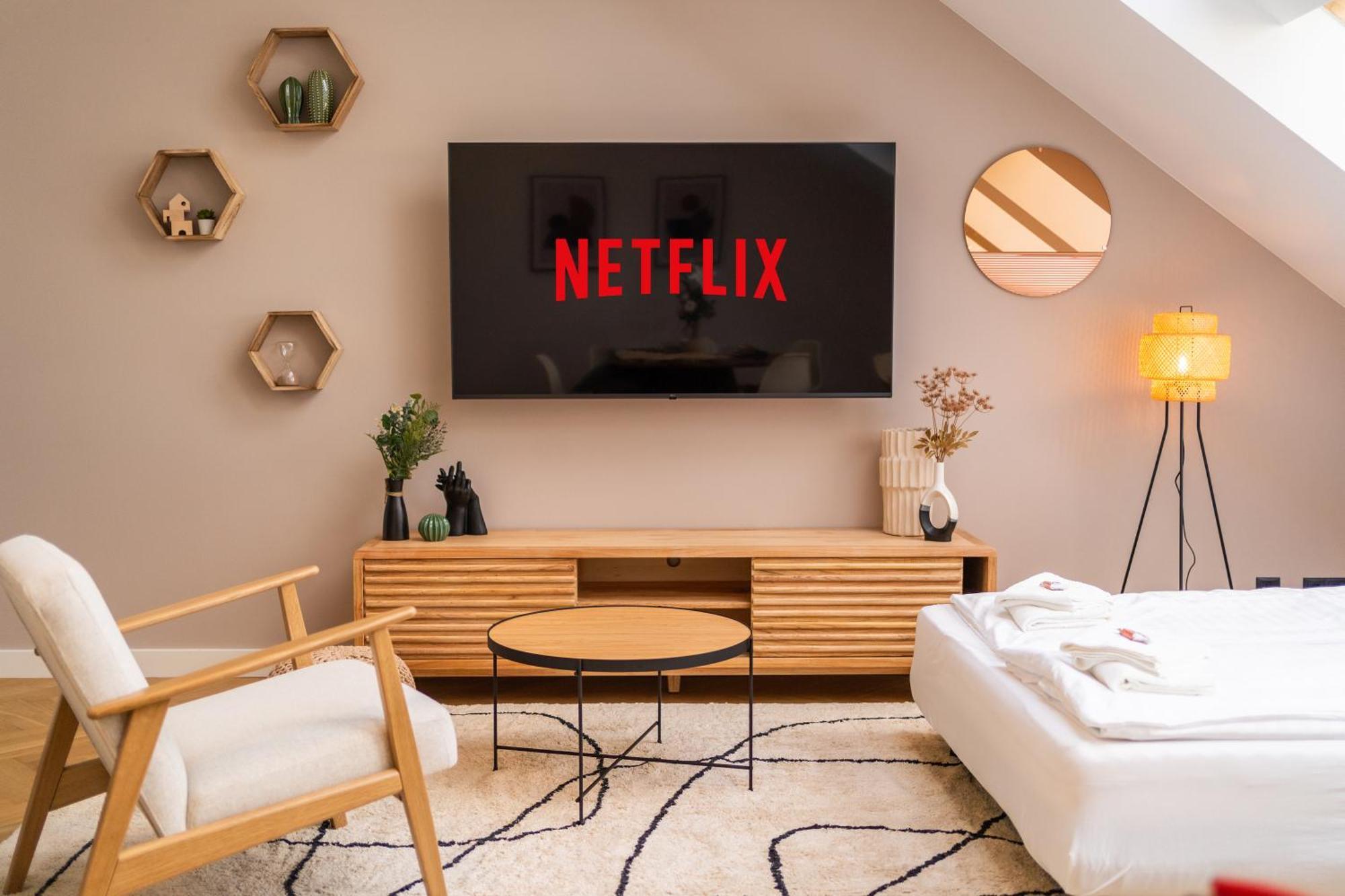 Myflat - Bright Apartment Near Central Station Вена Экстерьер фото